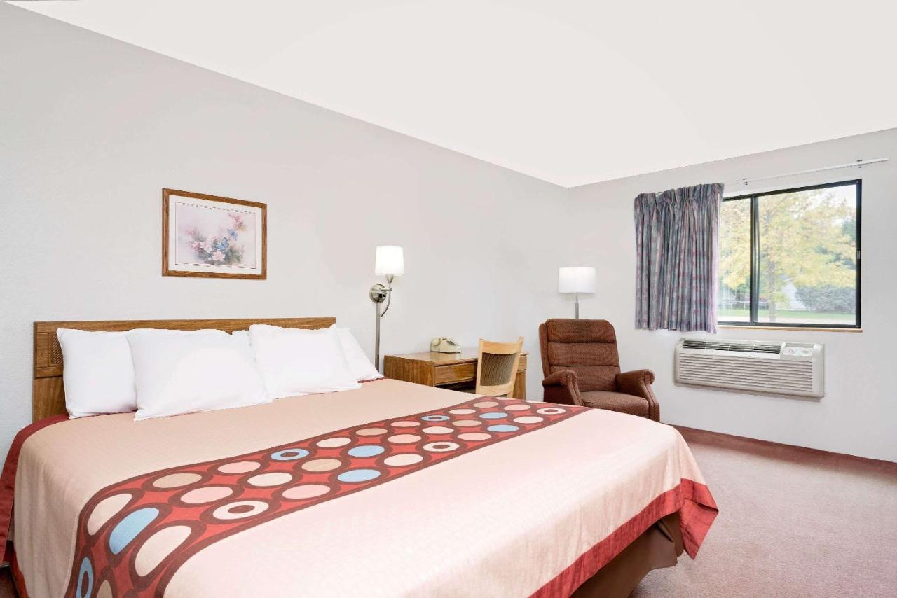 Super 8 By Wyndham Long Prairie Motel Ngoại thất bức ảnh